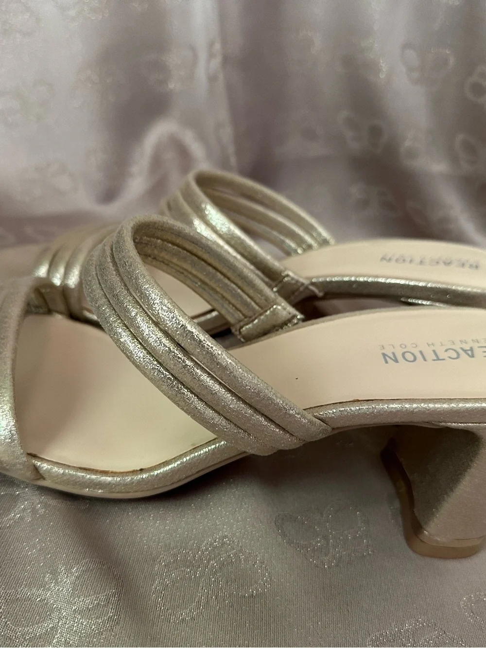 Reaction Kenneth Cole Metallic Gold Strappy Low Heel Mules - Picture 2 of 6